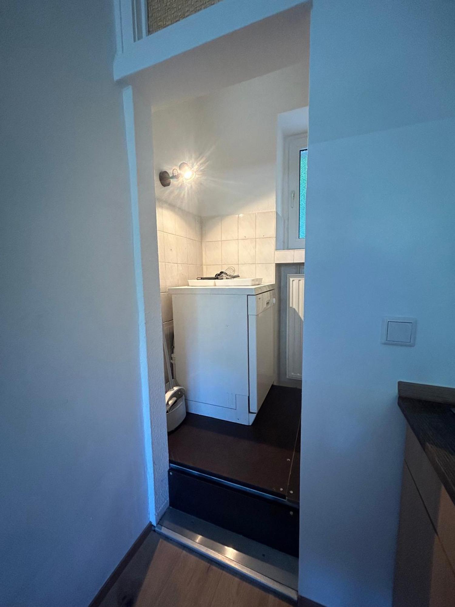 Gemuetliche Ferienwohnung - Voll Ausgestattet, Zentral Aber Ruhig ! Wuppertal Exterior foto